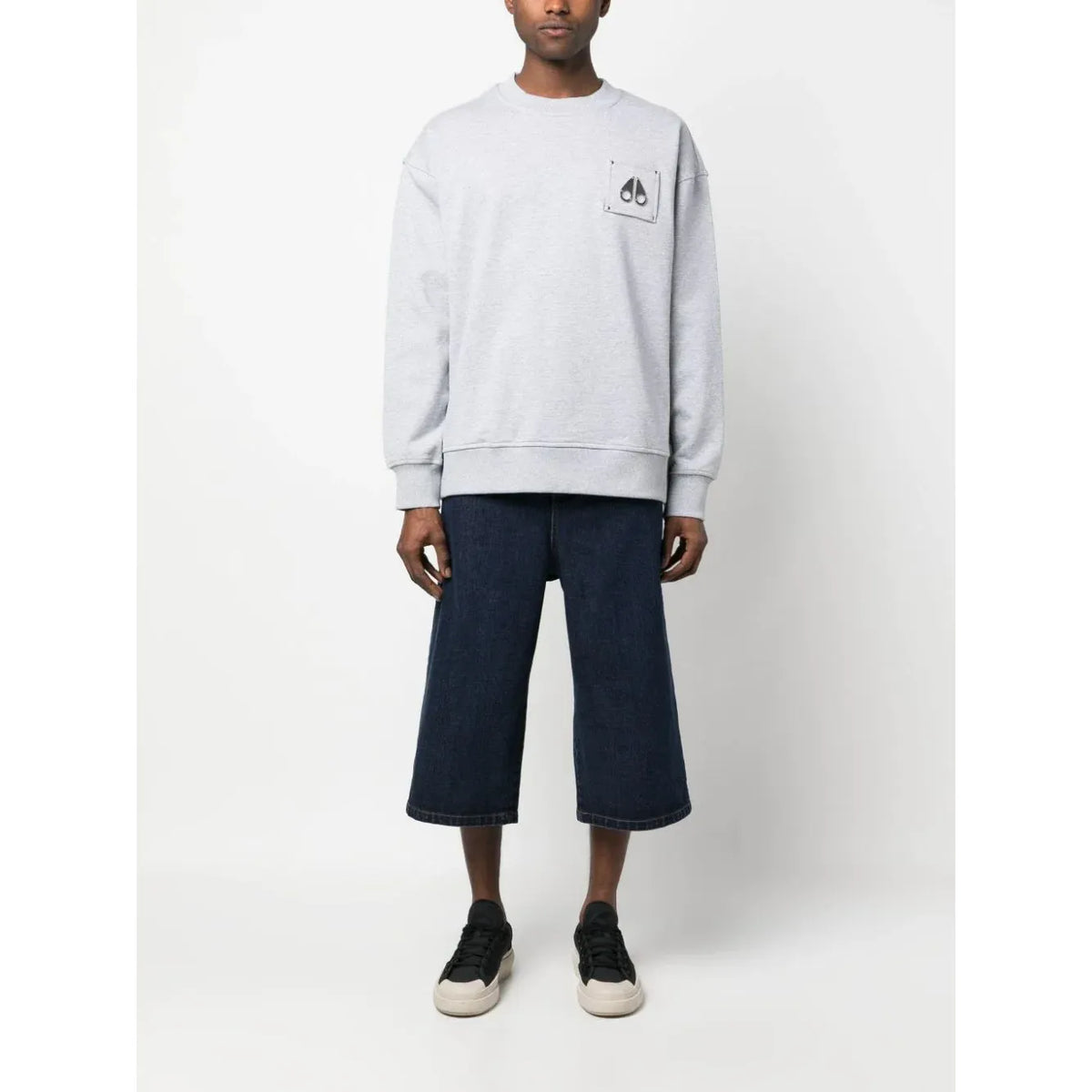 Moose Knucles Chest logo-patch detail grey sweatshirt