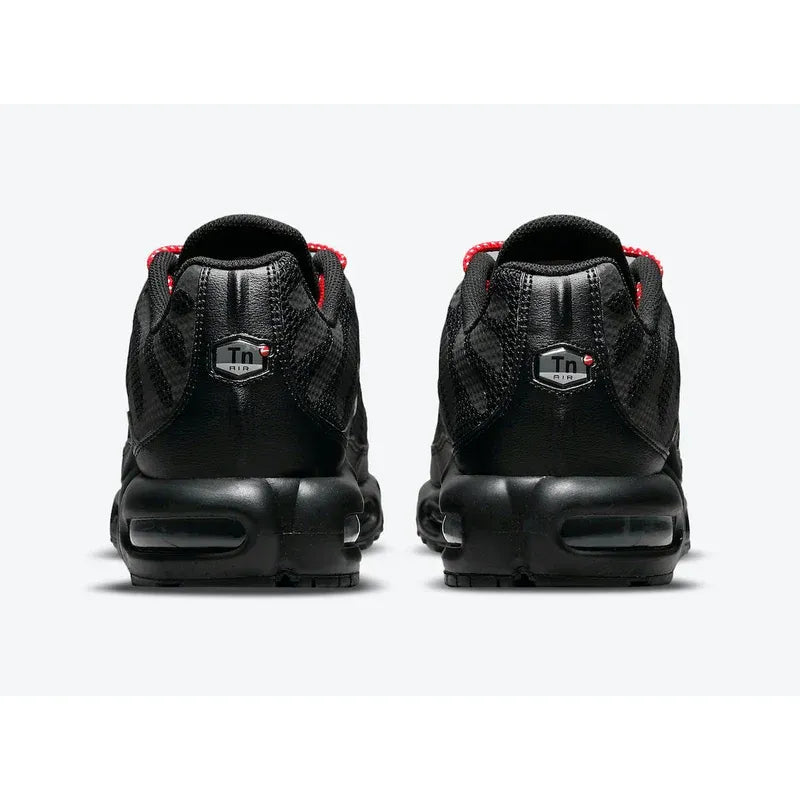 N1ke TN SNEAKERS in full black with red