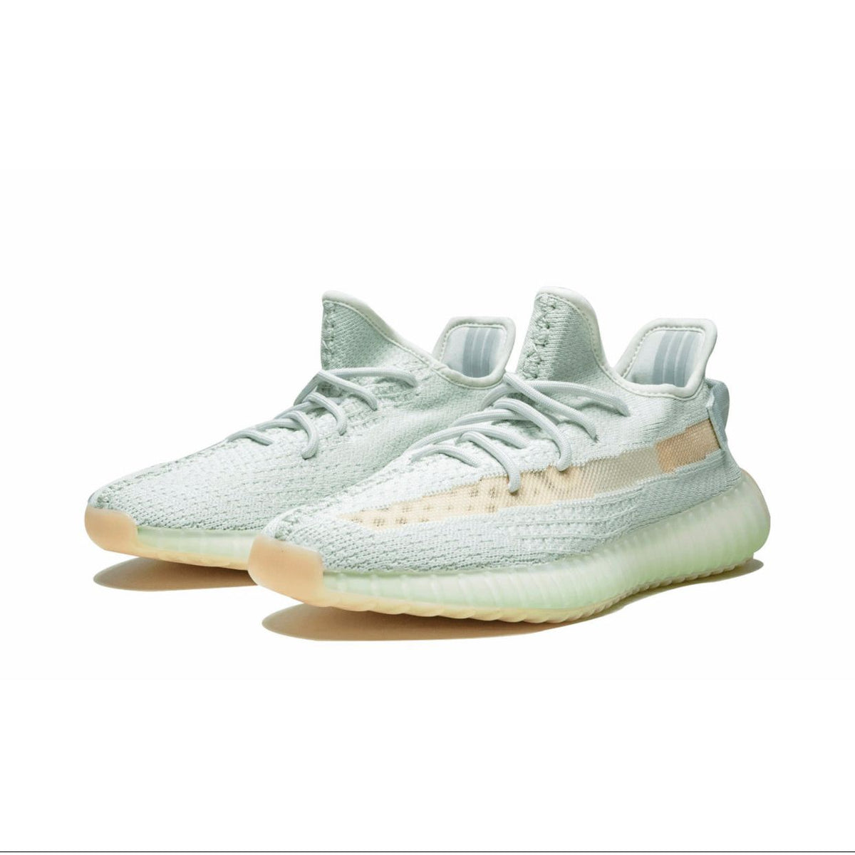 YE*ZY 350 Boost Light Gray