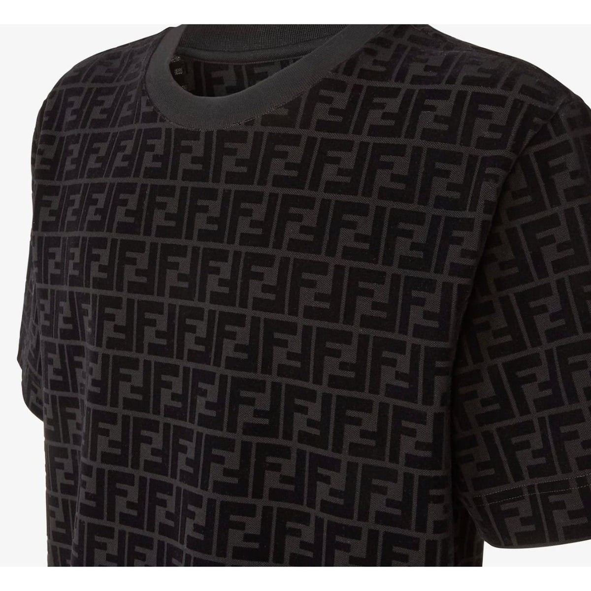 F€ndi T-shirt black pattern