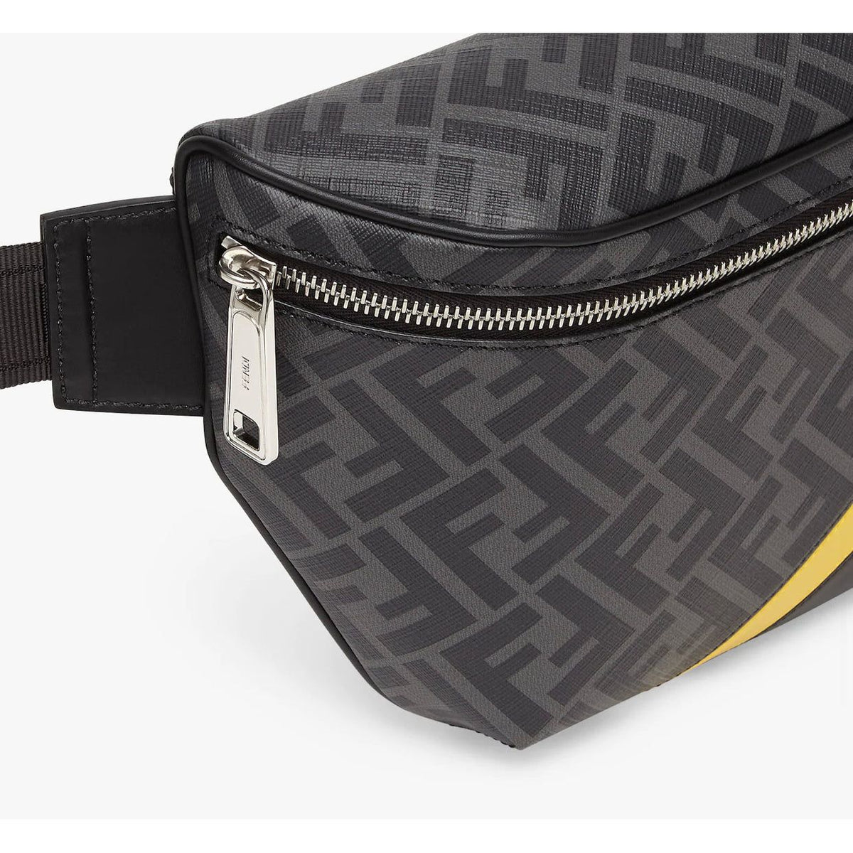 F€ndi Belt bag with zip fastening