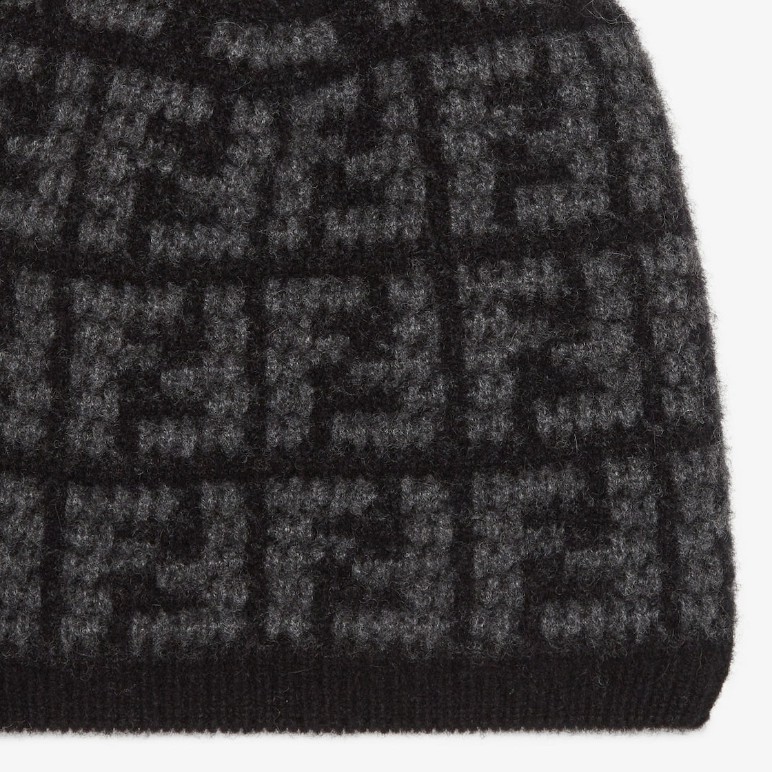 F€ndi BEANIE black/grey pattern