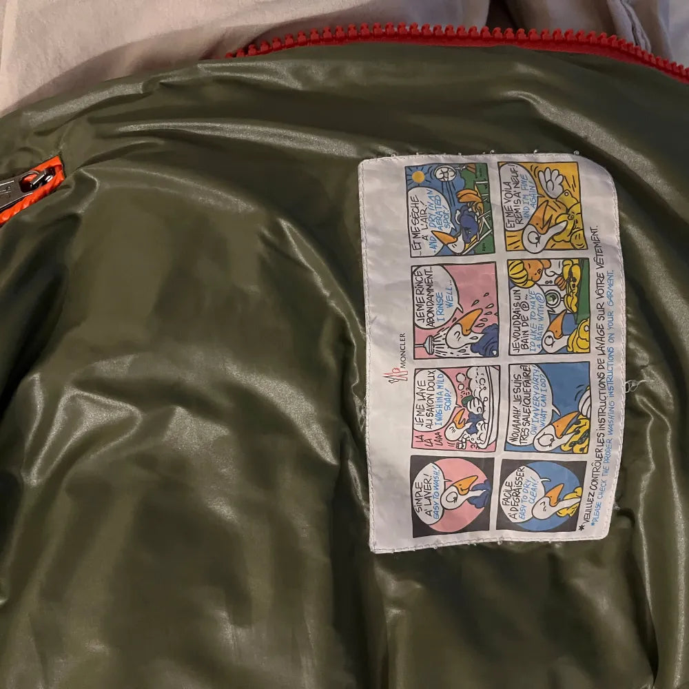 Monclr Puffer jacket orange
